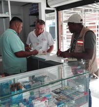 La UES VALLE aplic&oacute; medida de seguridad a establecimientos farmac&eacute;uticos que no cumplen con la normatividad sanitaria