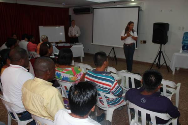 Reentrenamiento y actualizaci&oacute;n en diagn&oacute;stico de malaria y tratamiento, dirigido a la red de microscopia del municipio de Buenaventura
