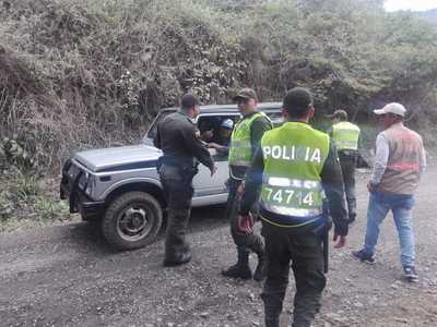 UESVALLE atiende emergencias por temporada invernal en el Departamento