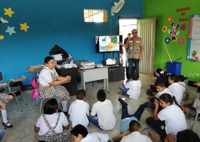 UESVALLE lidera educación sanitaria en el uso adecuado del agua, con los niños y niñas del Departamento