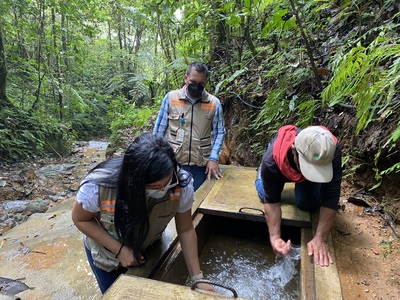 UESVALLE brinda asistencia técnica en acueductos rurales afectados por las lluvias.