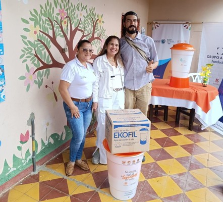 Con 500 filtros de agua entregados este a&ntilde;o, Gobernaci&oacute;n mejora la calidad de vida de los vallecaucanos